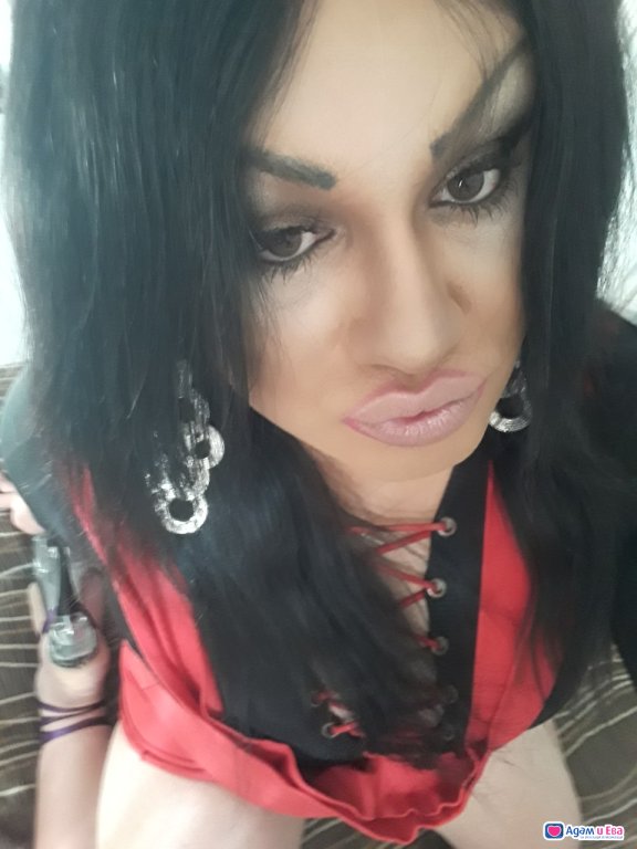 Blonde and black sex like in a porn movie