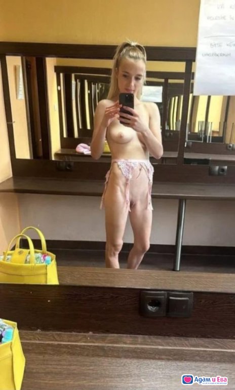👑 Не всяка жена е просто жена… ✨ Някои са класа и изкушение. 🔒