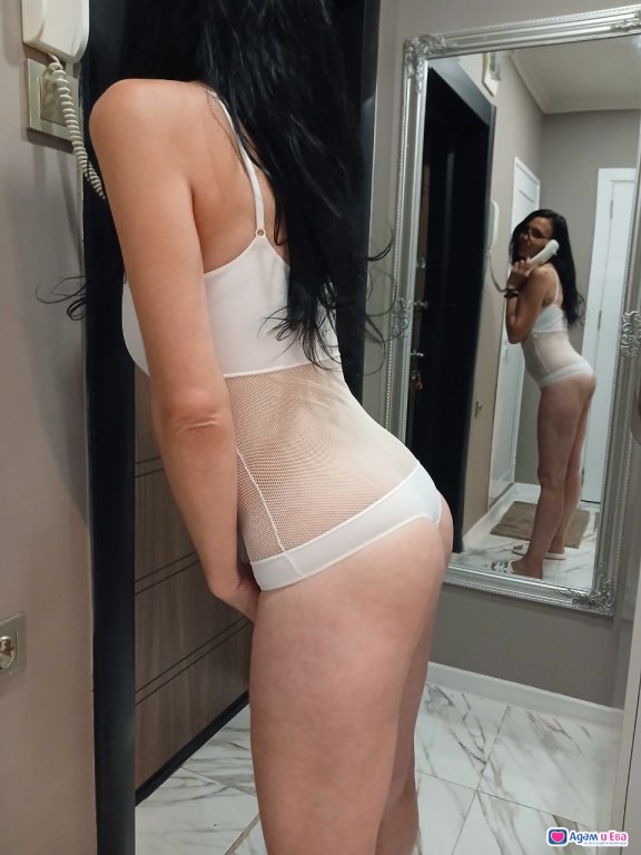Sexy Vanesa ела да свършим заедно