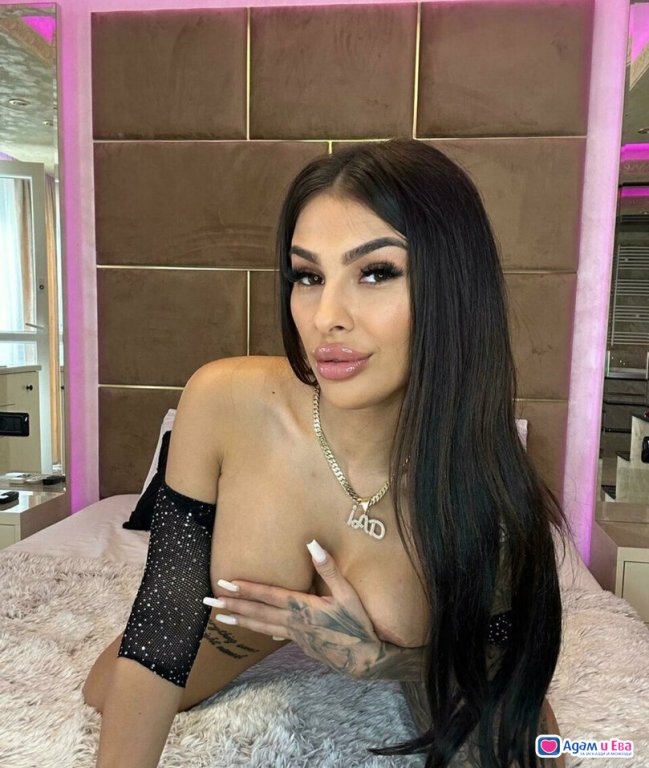 GIRL from Venezuela -EROTIC MASSAGE + SEX