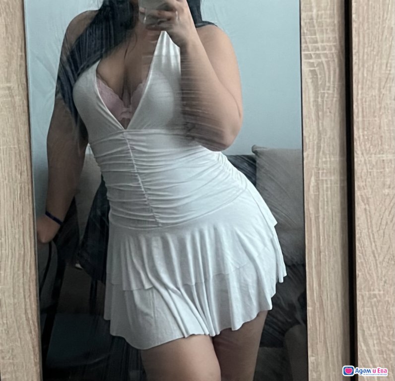 Обичам да лапам😋