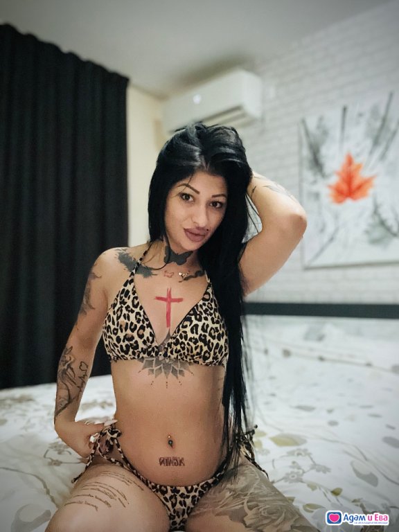 Your bitch! 🔥🔞