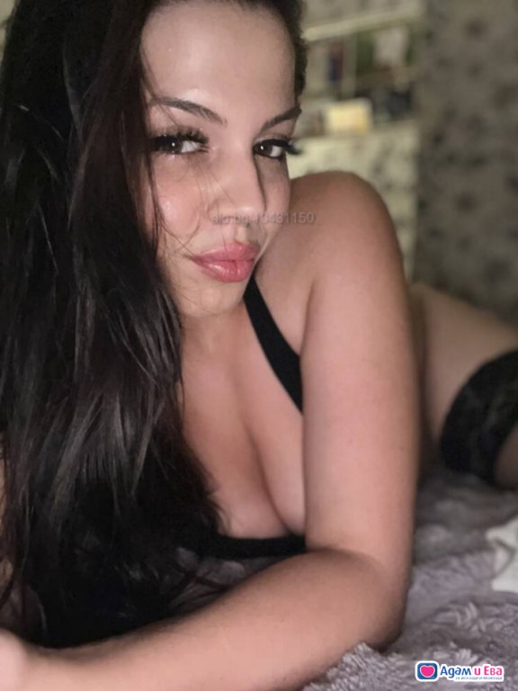 Emma Hot Girl 