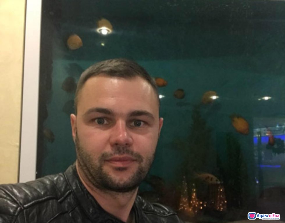 Младо момче търси компания