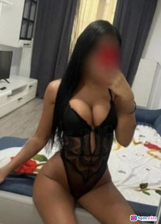 Top chick is here for you now🤍🤍