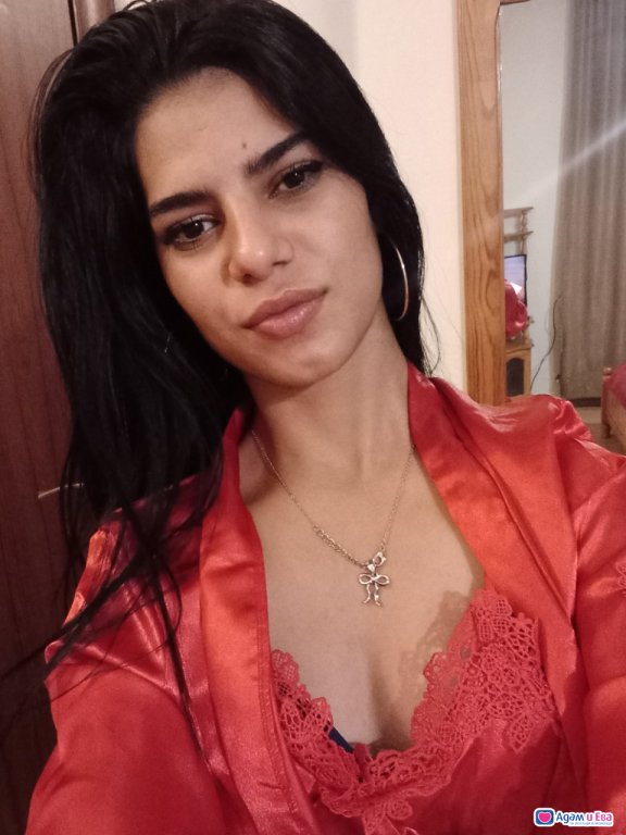 100% Real Come let's cum together 