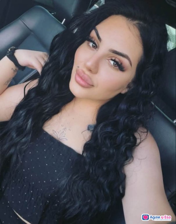 Vanessa- Relaxing massage with hapy and