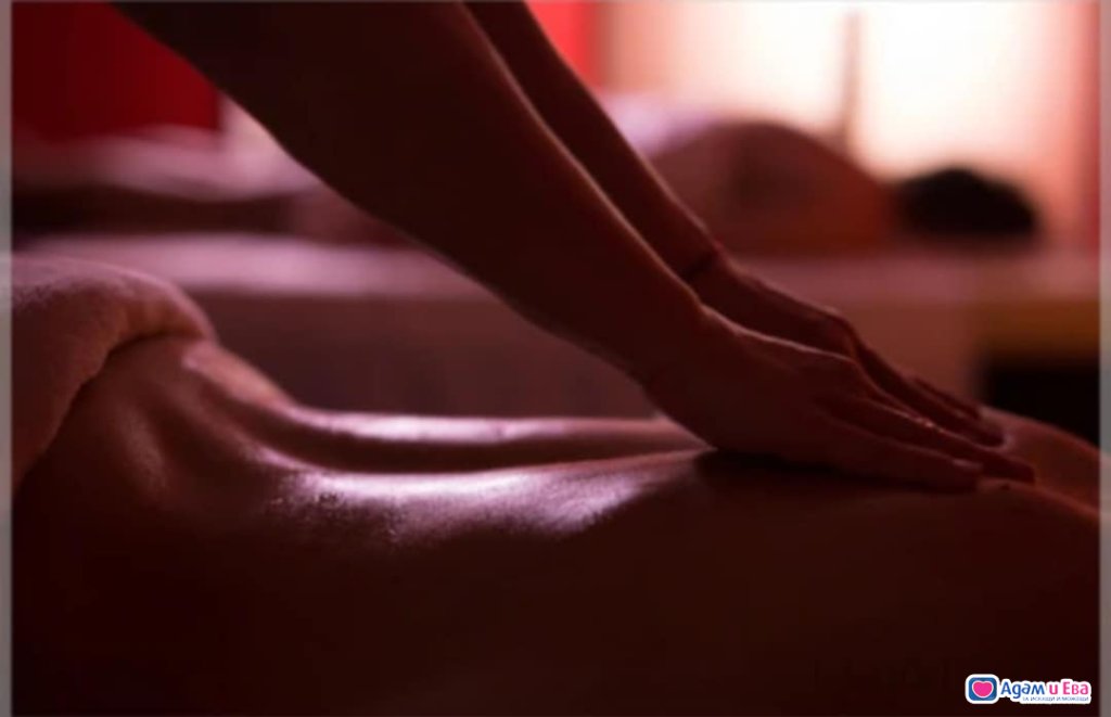  Erotic massage