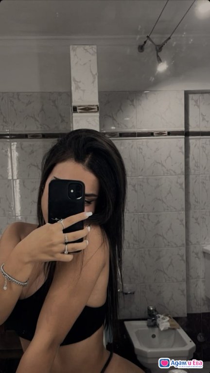 Sweet but dangerous 🥰