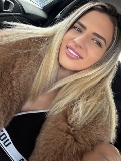 VIP escort WhatsApp