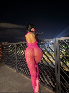 New in town all night with me 4 hours 500 euros full extras 💞