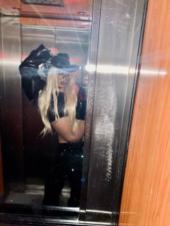 BITCH OF the year ( full service 🔝💜one price 100€/2h✅