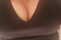 Реална страстна мацка🥰😘🥰