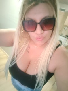 Awesome sexy blonde 100% real 