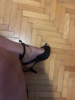 The Dark Side of Pleasure - Nikki