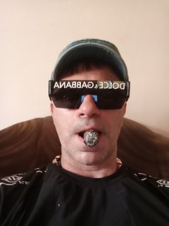 Само за жени 