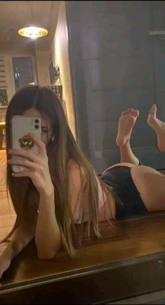 22 year old sexy chick new to the industry! Up to 30 minutes - B