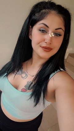 Реална съм реални снимки ела и се увери💯💯💯— Adamieva.info Реална съм реални снимки ела и се увери💯💯💯
