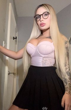 Ела при мен😉и нека забравим за всичко останоло 🥰