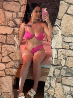 Natali New in town 😍