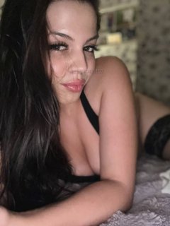 Emma Hot Girl 