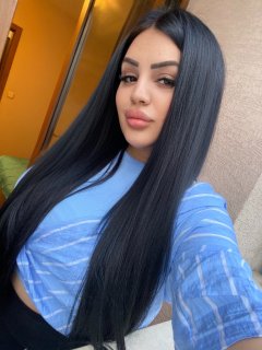 Monika brunette Top 💦💋