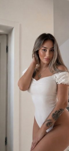 LUXURY_GIRL