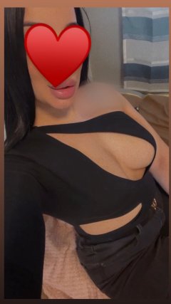 GFE❤️🎁massage gift🎁Your sweet, kinky brunette❤️ GFE