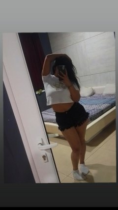 🖤 ​​Just for a moment 🖤