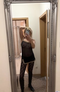 NEW SEXY BLONDE!! Only here for 2 days!!