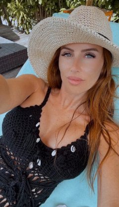 24/7 Sexy piece