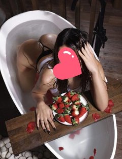 I'm here for a short time, don't miss out on trying me out🤭