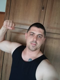 I love to fuck. 