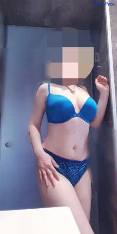 Компания. EXOTIC WOMAN.