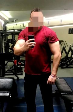 Търся жена от 18 до 30 години за срещи! 300 евро!