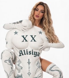 Skısayıme trnas🥂🩵🍆