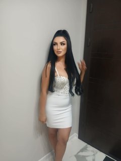 LUXURY_GIRL