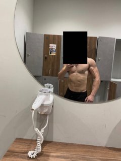 Young and active 21cm