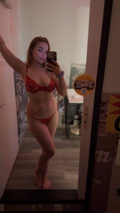 SEX VIDEO CHAT AND CLIPS NON STOP PAY AND GET EMPTY