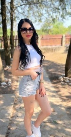 Ела ме чукай на задна прашка
