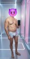 Young man looking for a lady - Снимка 0